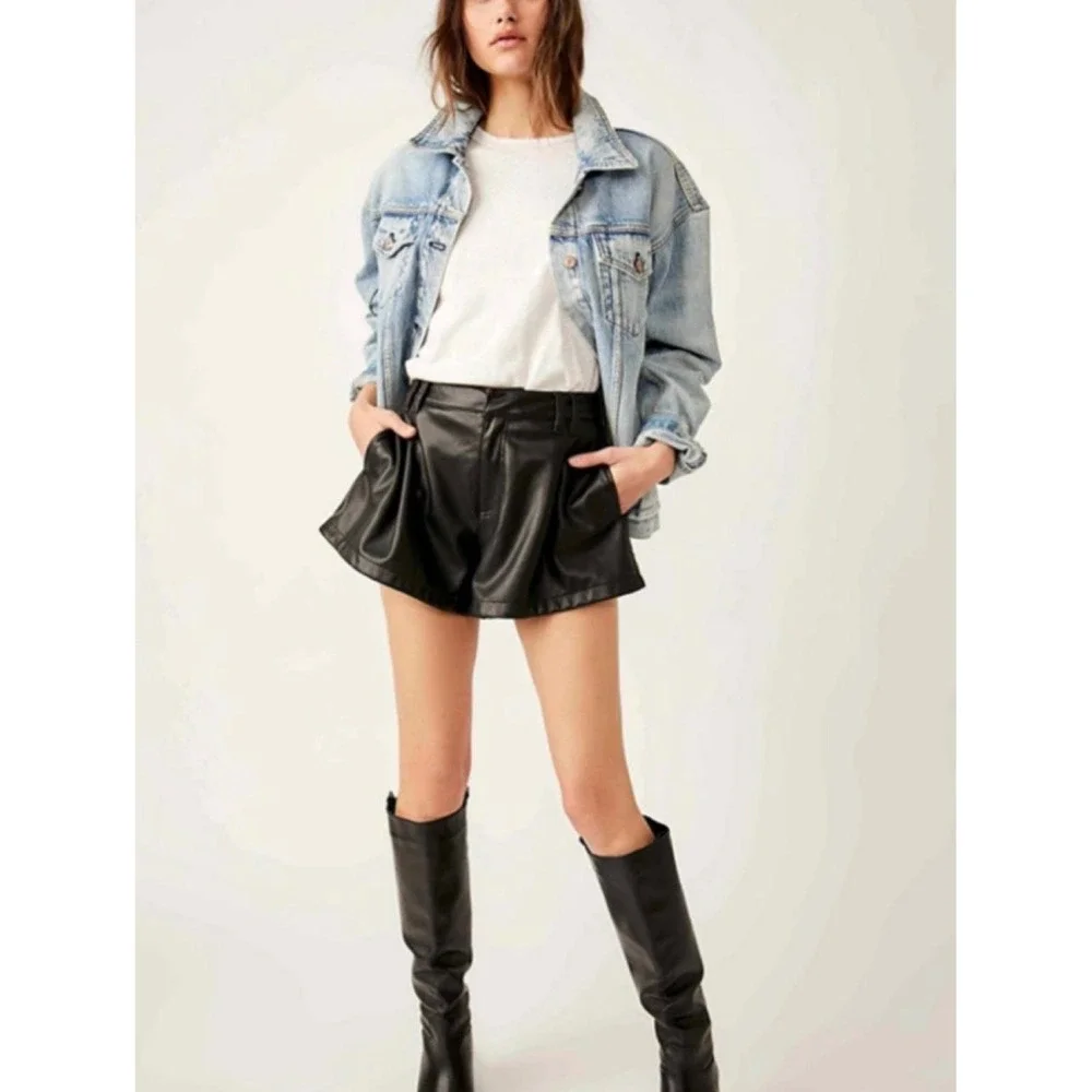 We The Free Free People - Black Faux Leather High Waist Loose Shorts Size 31